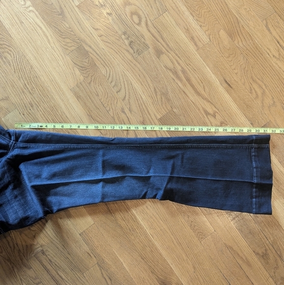 Hot in Hollywood Medium Blue Dark Wash Pull On Los Feliz Flare Jeans - Picture 8 of 11